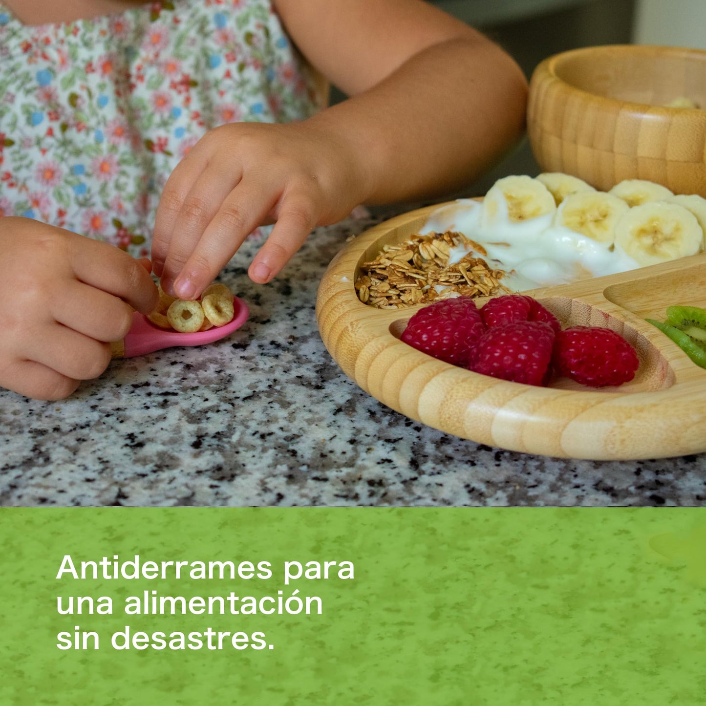 Ecowood Plato Extendido de Bambú con Divisiones para Bebe y Niño Con Base de Silicona Succión Adherente y Antiderrapante - Plato para Bebé y Niño Incluye Cuchara de Bambú Color Verde