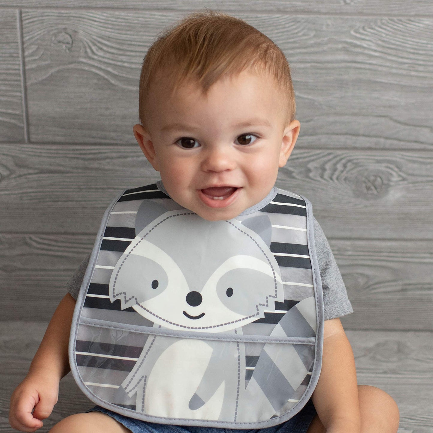 Baberos Neat Solutions Multicolor Resistente al Agua Oso y Mapache 2 Unidades