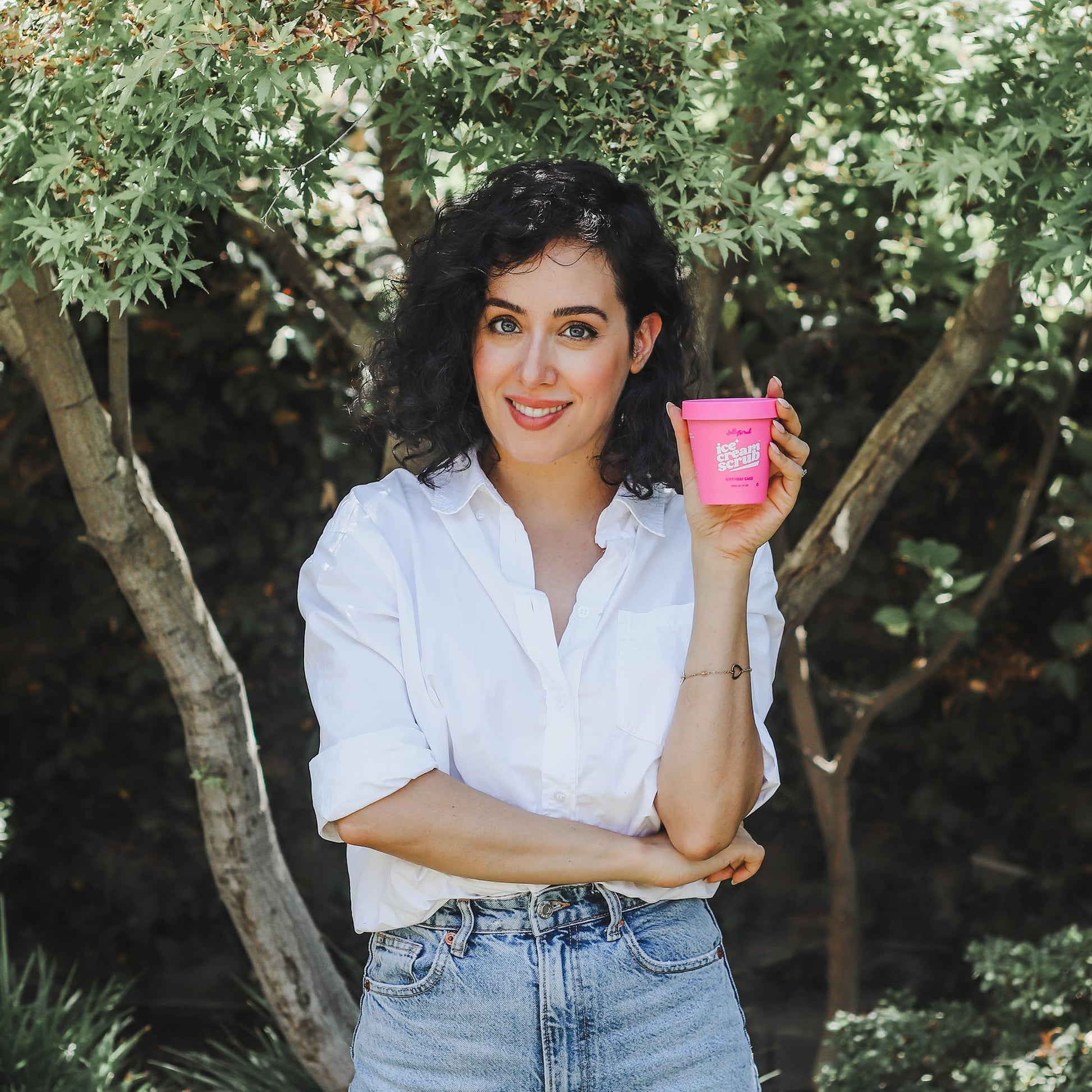 Exfoliante de Azúcar Toeah JollyScrub Birthday Cake Hidratante con Manteca de Karité y Aceites Nutritivos 200ml