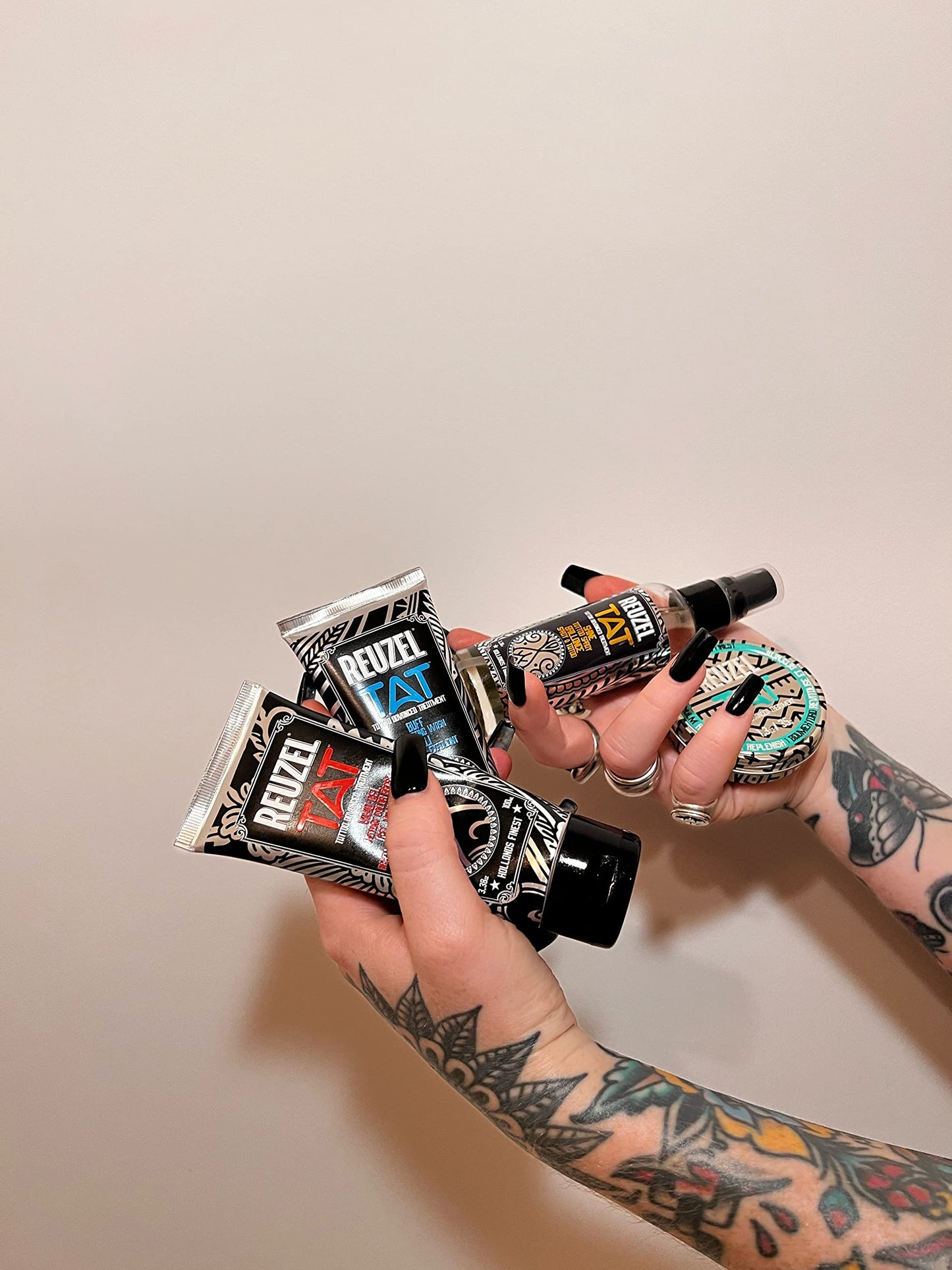 Exfoliante Corporal Reuzel Buff 100 ml Vigoriza Tatuajes Fórmula Vegana Sin Sulfatos ni Parabenos