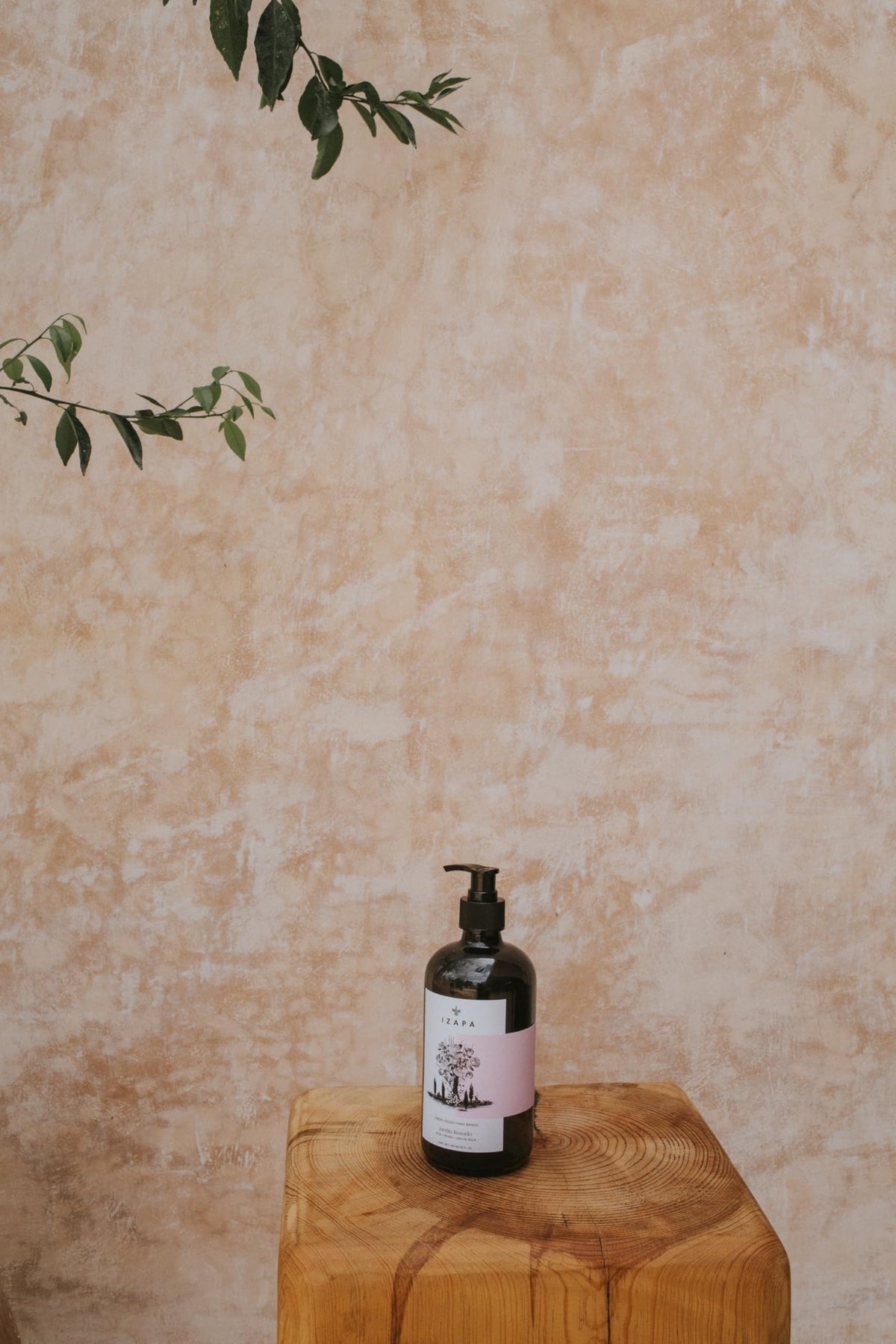 IZAPA Jardín Rosado Jabón Líquido para Manos 480 ml con Aceite de Jojoba Humectante