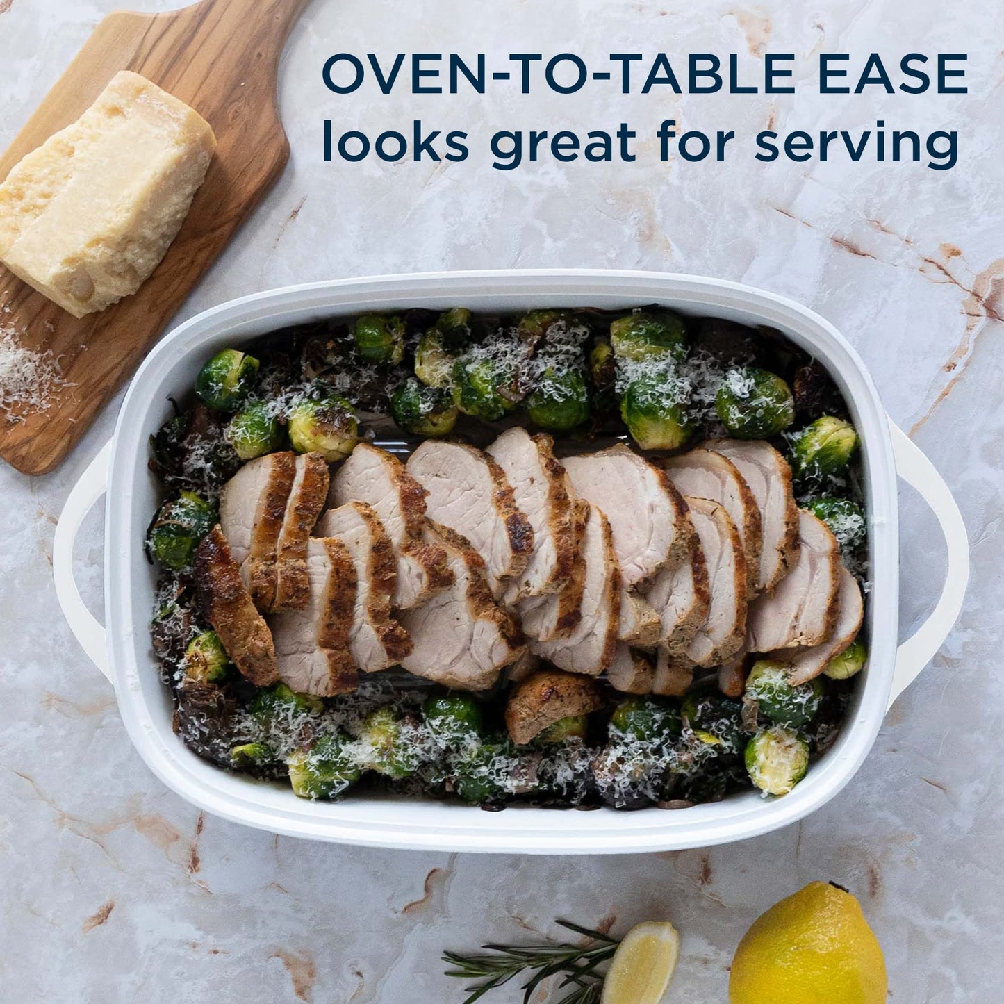 CorningWare QuickHeat - Asador de aluminio fundido de 5.7 cuartos de galón con tapa e interior de cerámica antiadherente, ligero y rápido incluso para hornear y cocinar al calor, para carnes, sopa