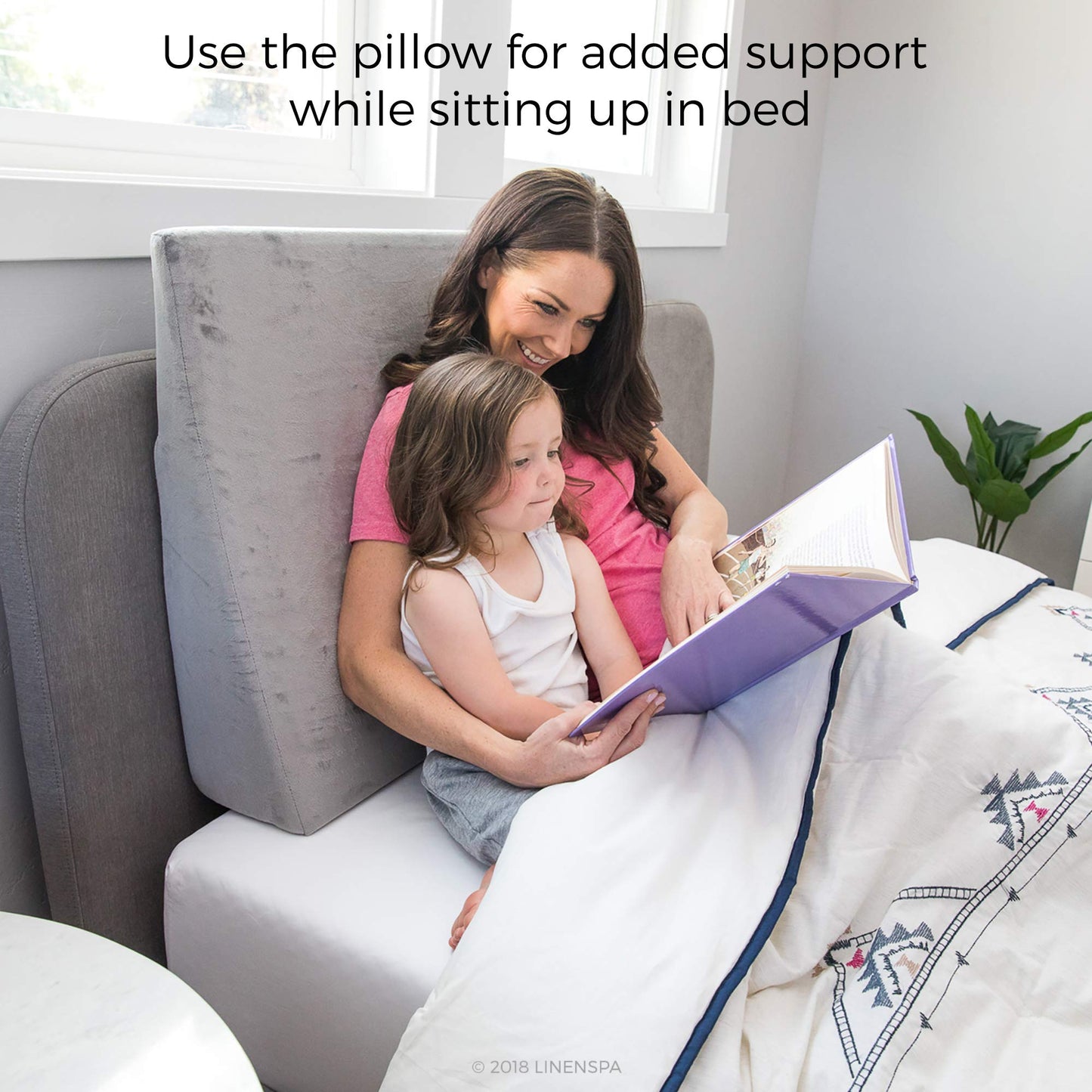 Linenspa Almohada con Inclinación - Incluye Funda de Terciopelo Extraíble - Almohada Hipoalergénica - Alivia el Reflujo y Ronquidos