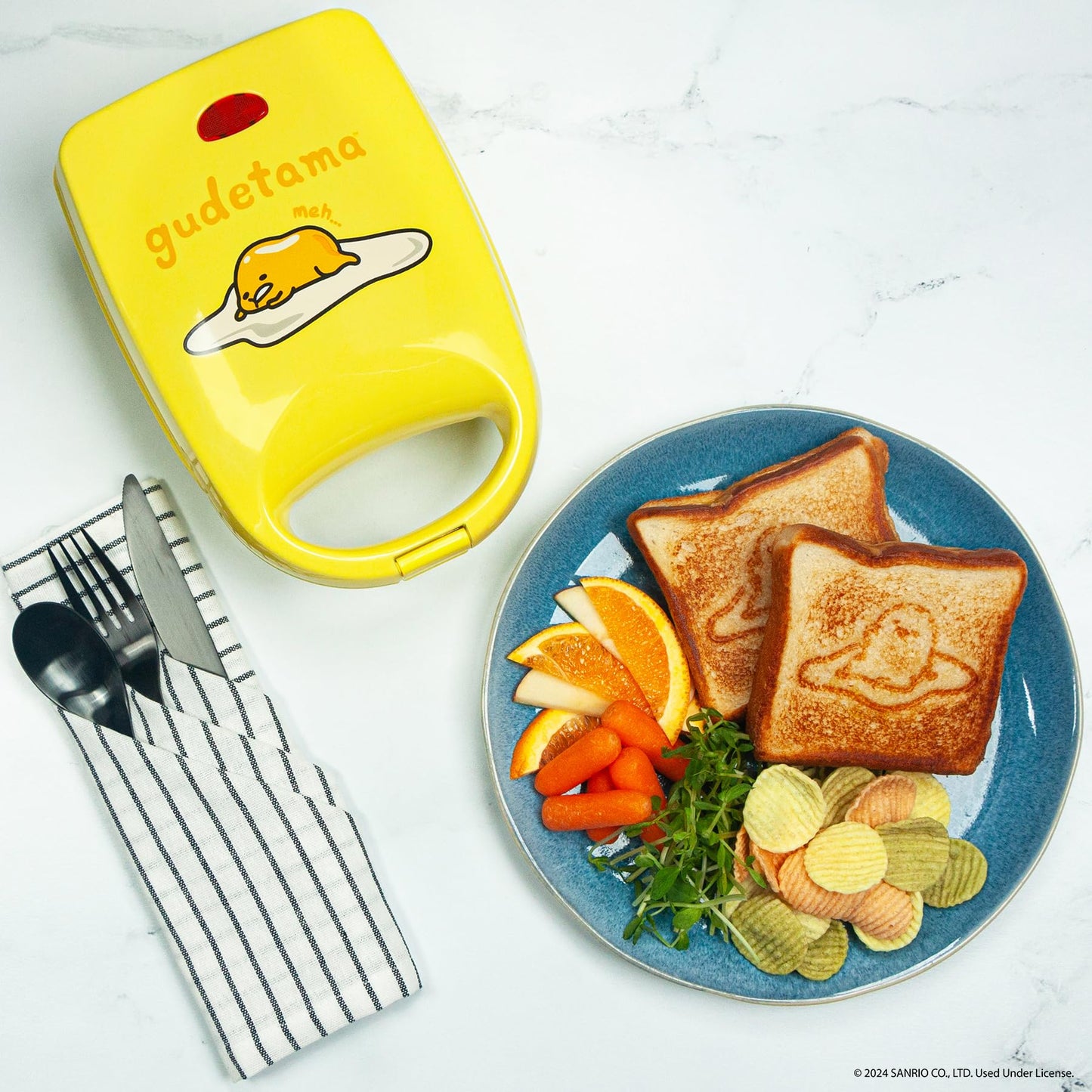 Sandwichera Uncanny Brands Sanrio Gudetama para Cocina