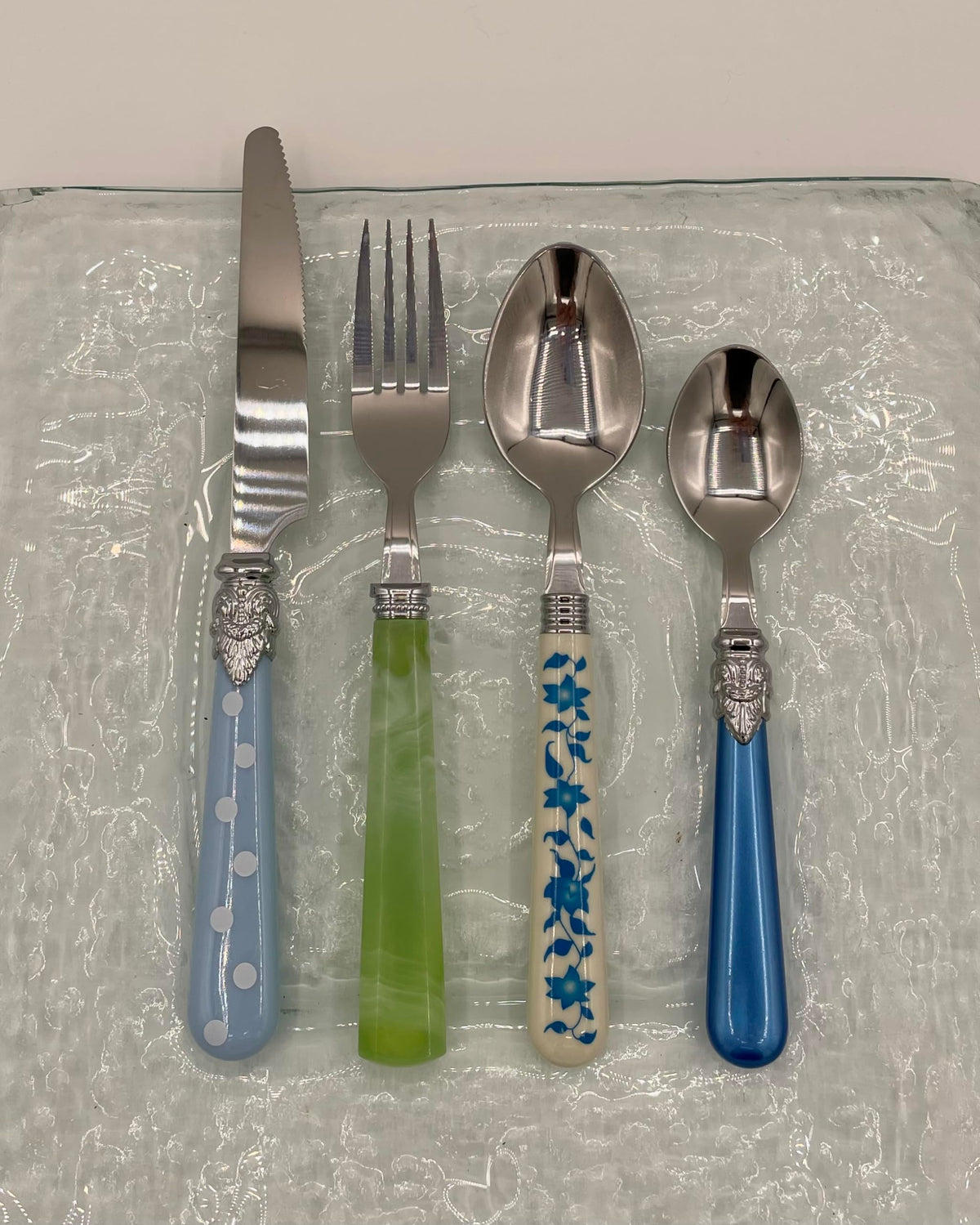 Gyspy Color Mix and Match Cutlery and Eating Utensils Gift Set of 16 Pieces, Colorful Flatware Sea Green and Blue by Gypsy Color