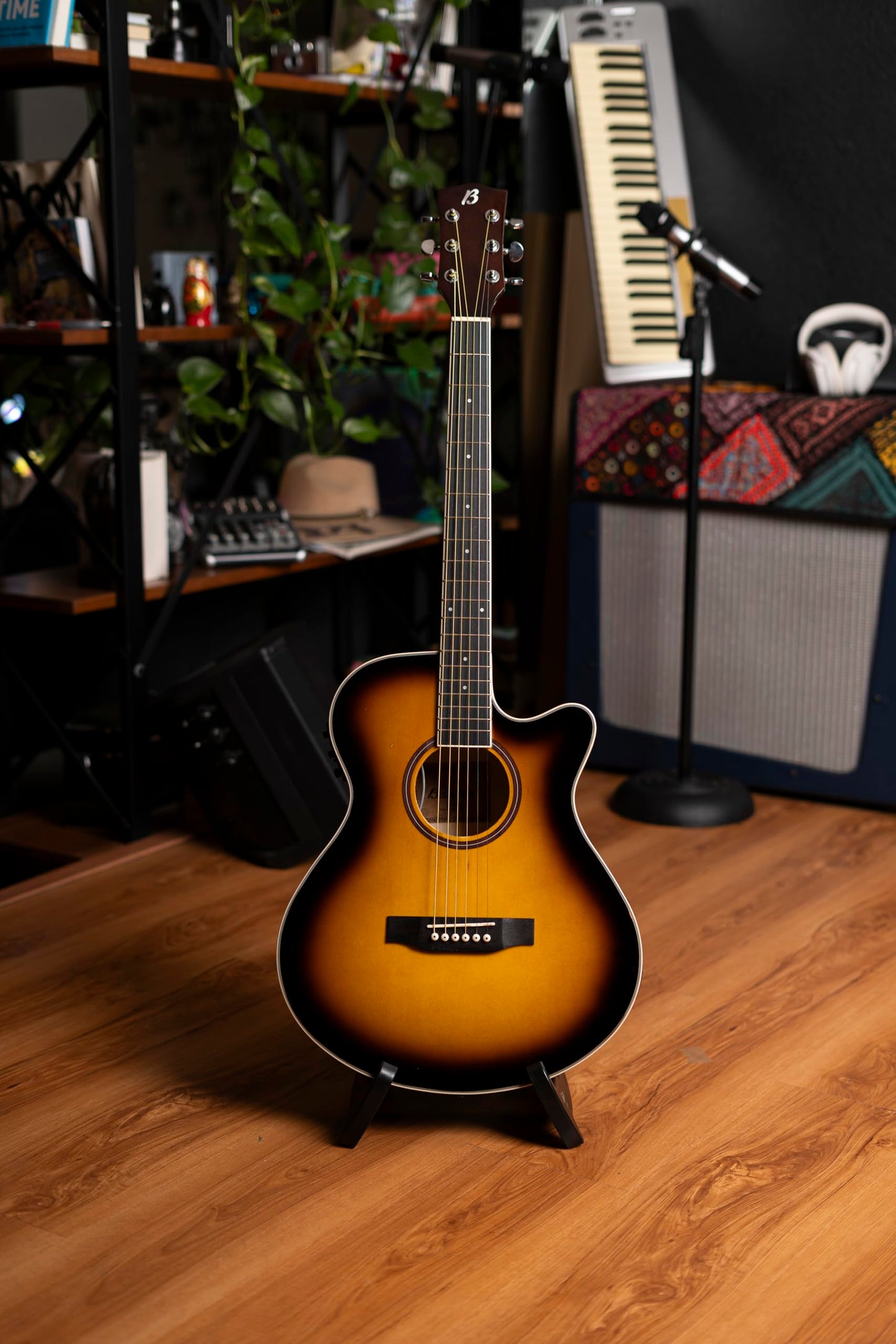 BAMBOO, Guitarra Electroacustica Sunburst, Linden 40" - Incluye Funda - Guitarra Acustica con corte y equalizador para principiantes.