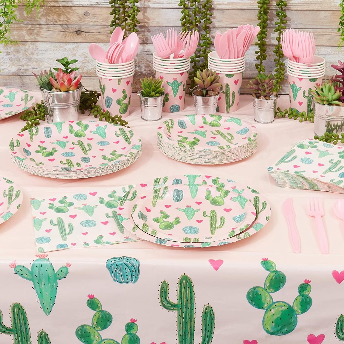 Cinco de Mayo Party Supplies, Fiesta Plates (7 in., 80 Pack)
