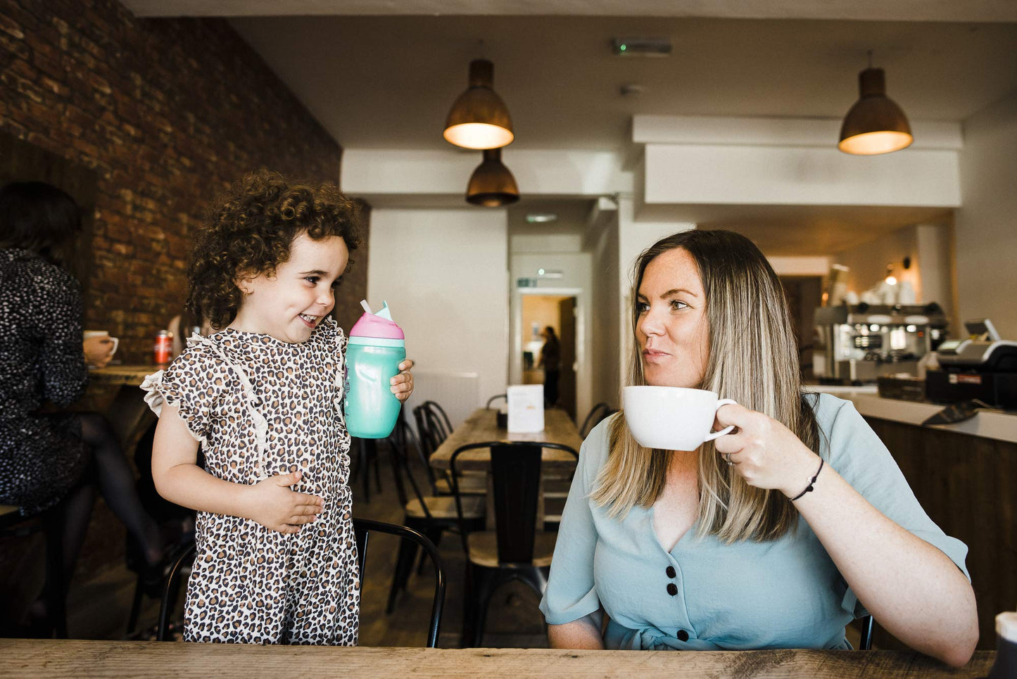 Vaso Con Sorbete Aislante Tommee Tippee azul, verde, rosado, púrpura 8 Ounce Small