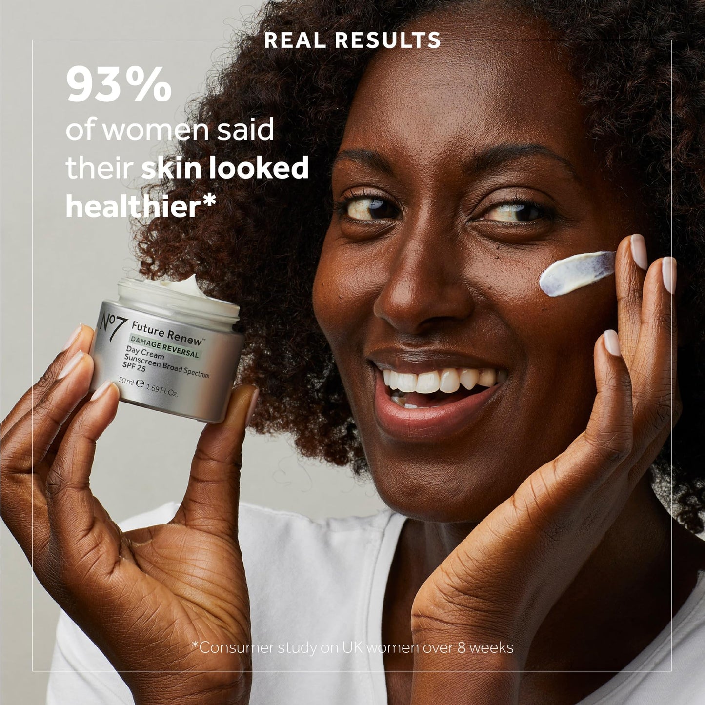 No7-Future Renew Damage Reversal Day Cream SPF 25 - Crema facial antienvejecimiento con SPF para daños solares visibles - Protege, hidrata y revierte la opacidad - Su