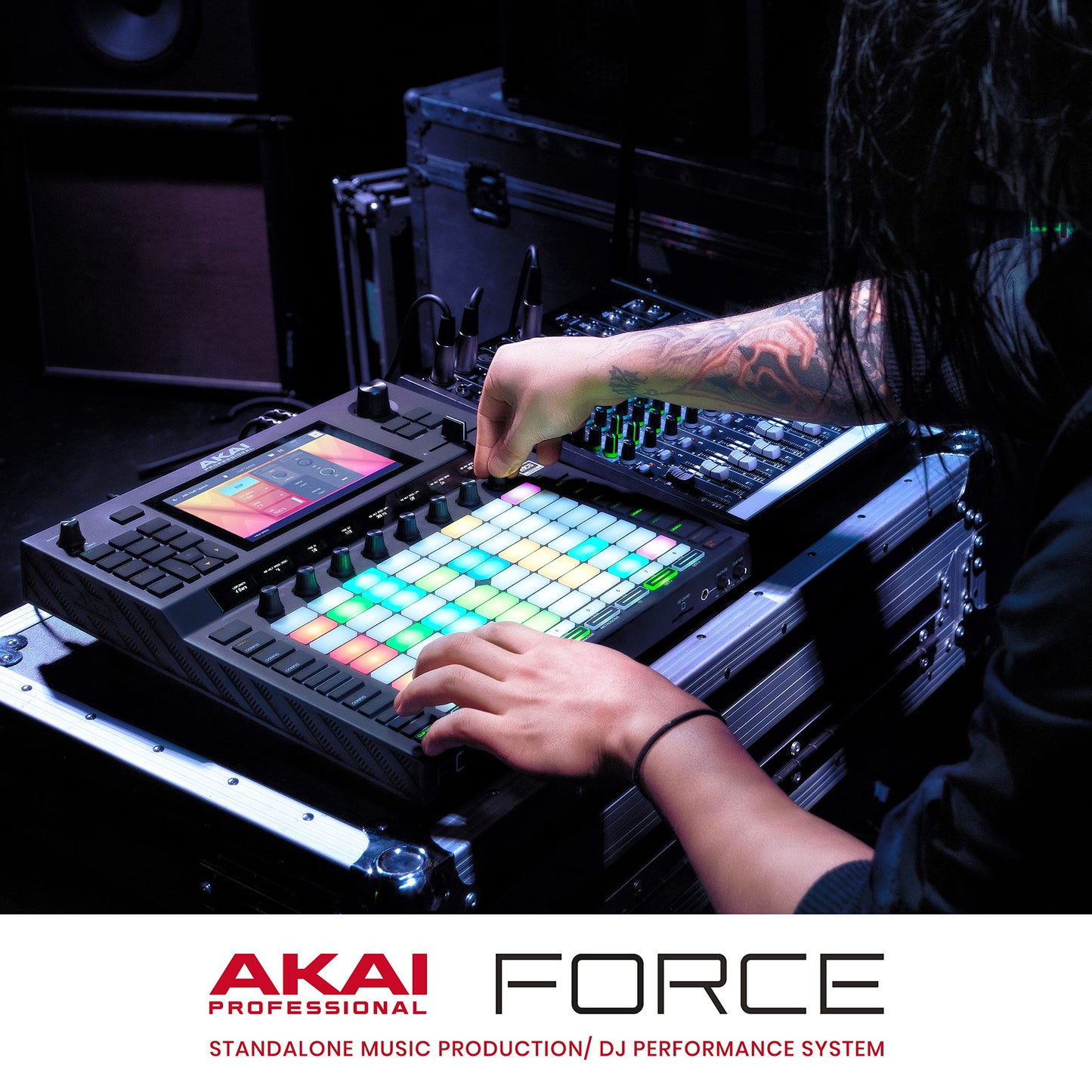 AKAI Professional FORCE – Sistema autónomo de producción musical, secuenciador MIDI, Synth Engines, MPC sampling y lanzamiento de clips estilo Ableton