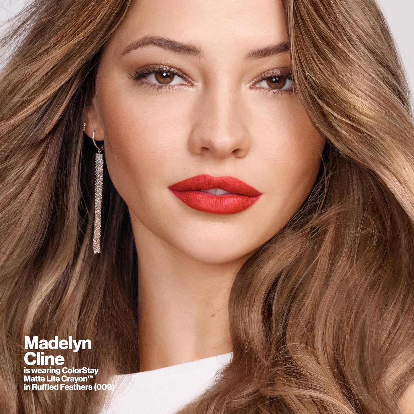 ColorStay Matte Lite Crayon tono ON CLOUD WINE