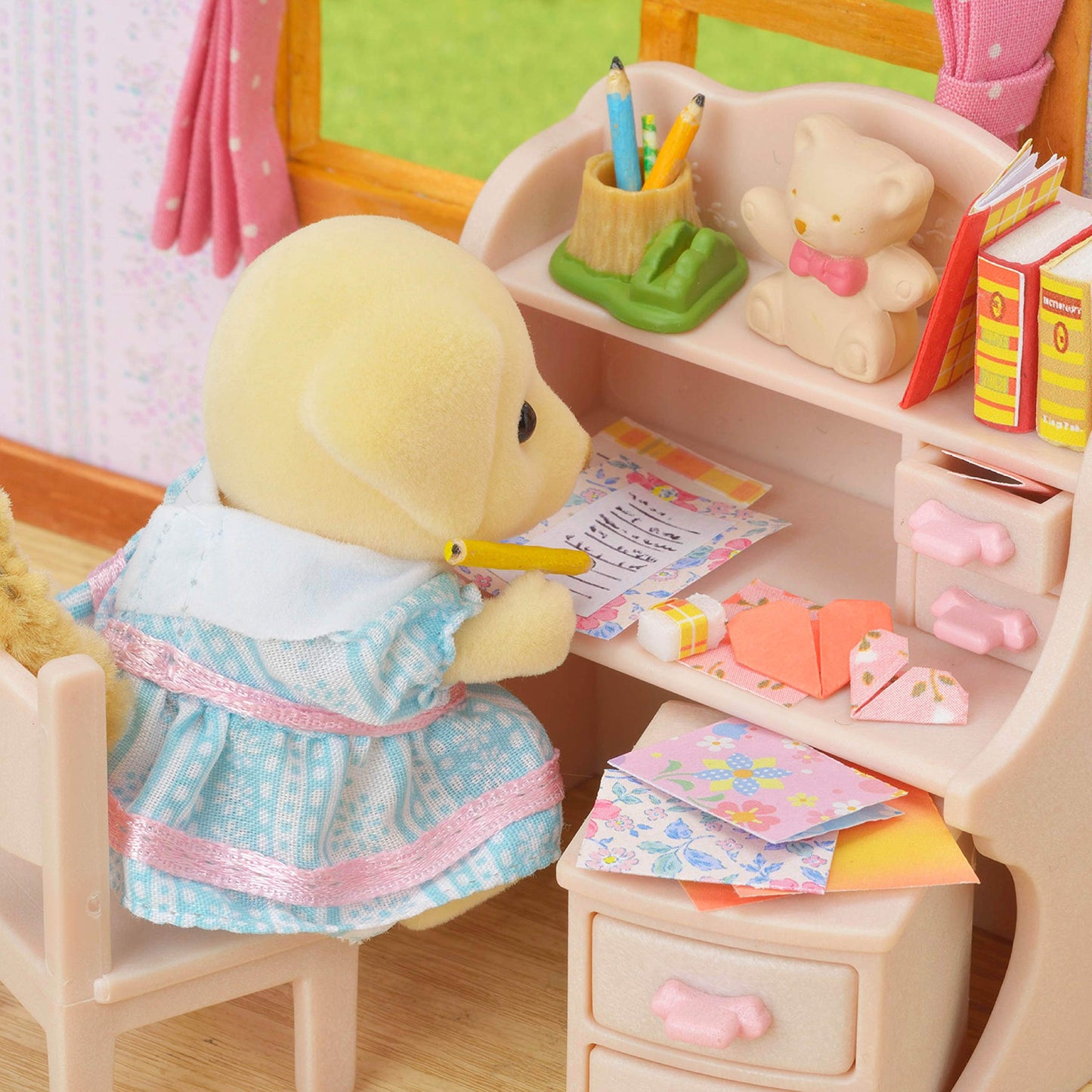 Calico Critters Yellow Labrador Family, muñecas, Cifras de casa de muñecas, Juguetes coleccionables