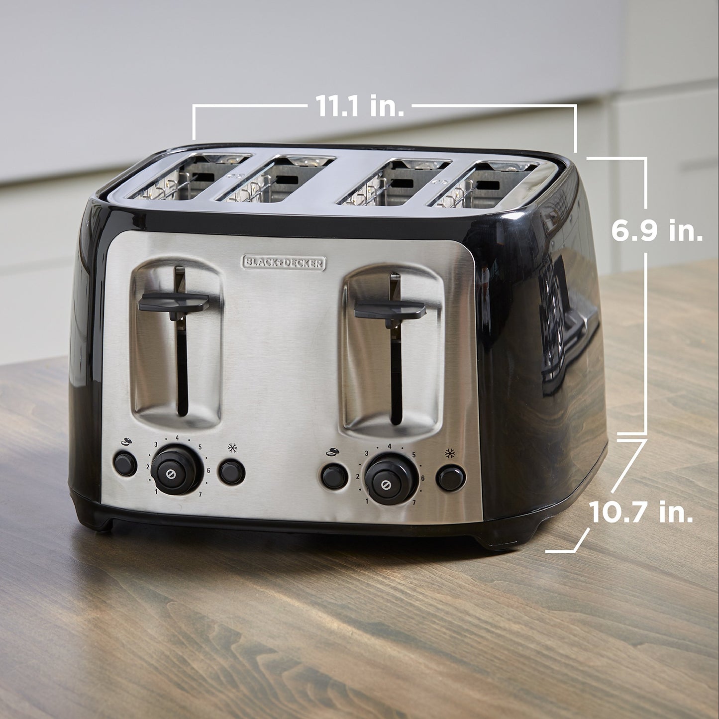 BLACK+DECKER tostador de 4 rebanadas, ranuras extra anchas, 7 ajustes de sombra, 1400 vatios, botones congelados y bagel, selector de sombra tostada, elevación adicional