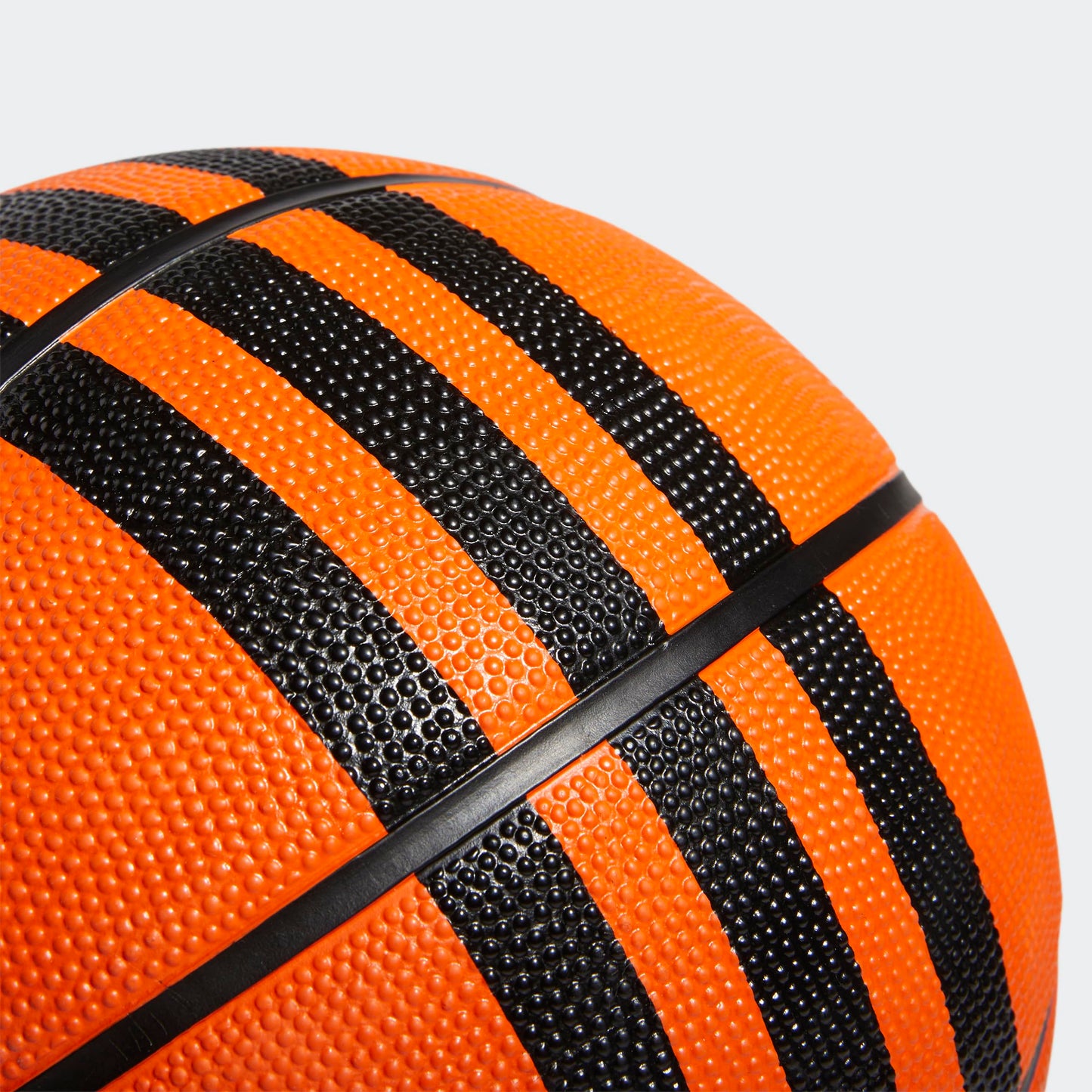 adidas - Balón de Baloncesto Unisex con 3 Rayas de Goma X3, Baloncesto Natural/Negro/Dorado metálico, Talla 6