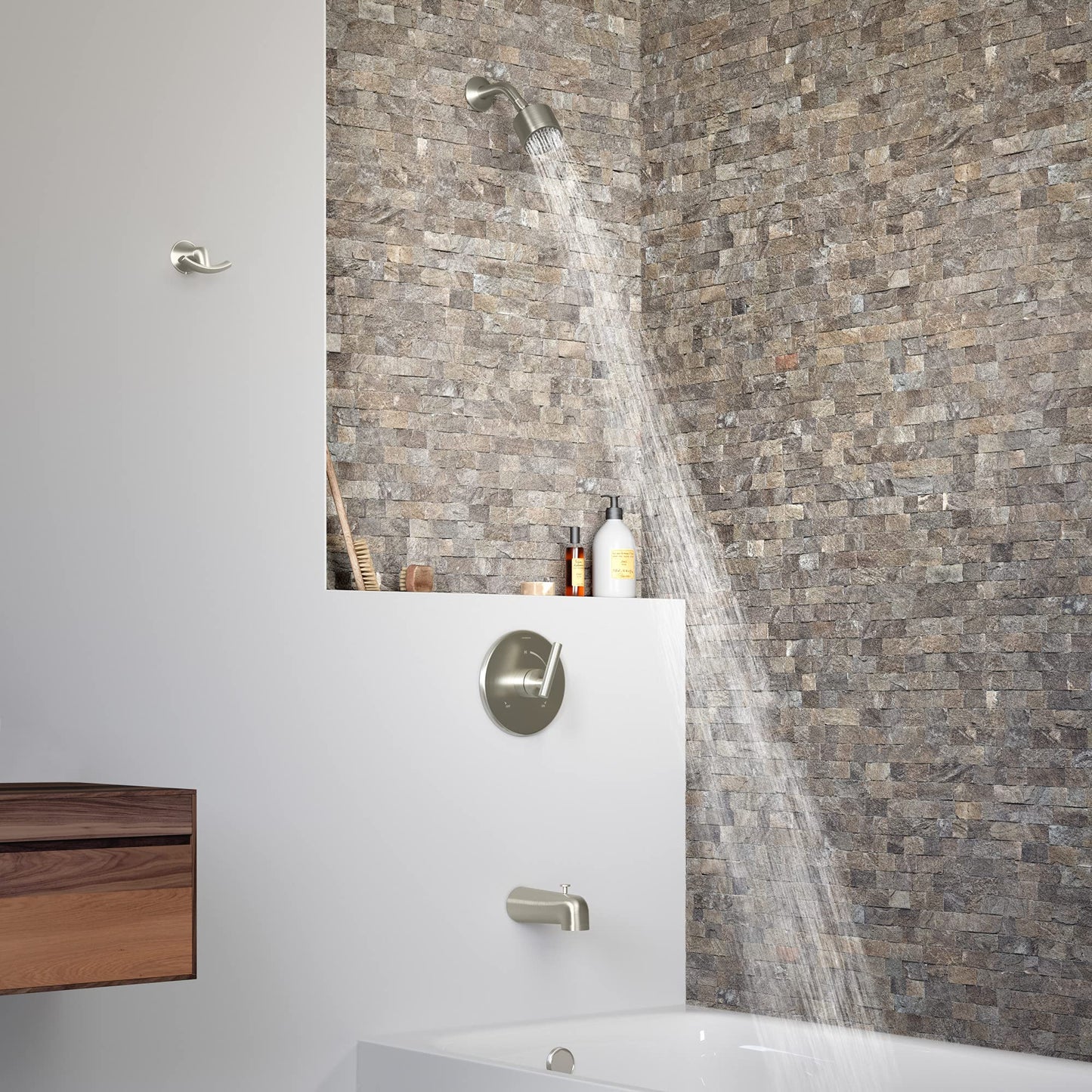 Grifo de Ducha y Bañera Symmons Negro Mate con Tapón de Latón 1.5 GPM