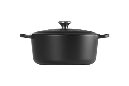 Le Creuset Horno holandés redondo de hierro fundido esmaltado, 7.25 cuartos de galón, regaliz