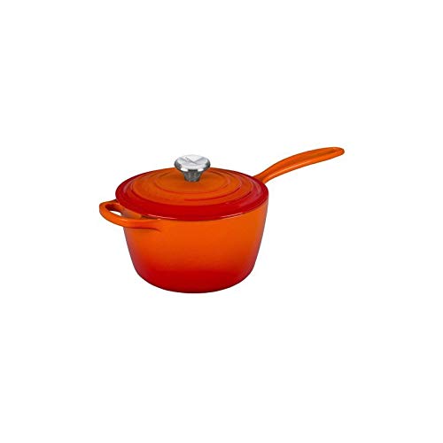 Le Creuset Cacerola de hierro fundido esmaltado, 2.25 cuartos de galón, llama