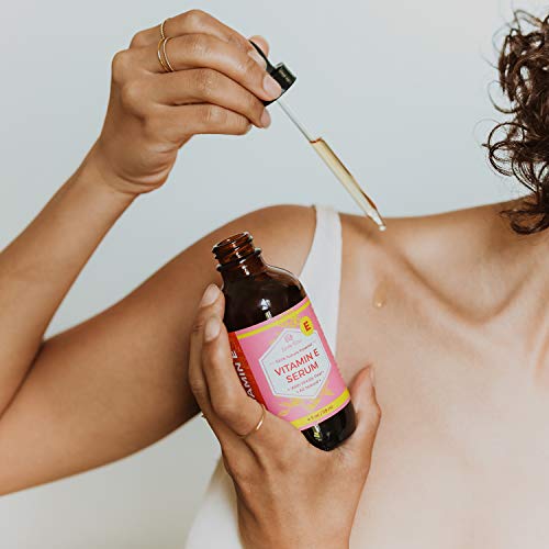 Vitamin E Jojoba Oil by Leven Rose 100% Pure Organic All Natural Face, Dry Skin & Body Moisturizer Treatment, Hair & Nail Growth Oil, Pure Makeup Remover, Acne Cleansing Oil Large 4 oz