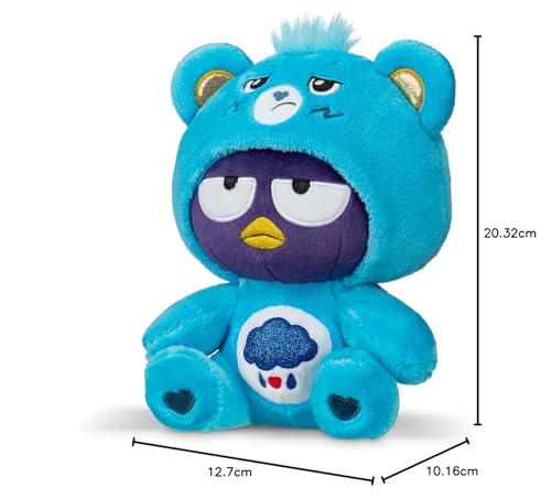 Care Bears Badtz-Maru Muñeco de Peluche Vestido de Oso Gruñón de 23 cm, Azul, Suave y abrazable, Apto para niñas y niños, empleados, coleccionistas, a Partir de los 4 años de Edad