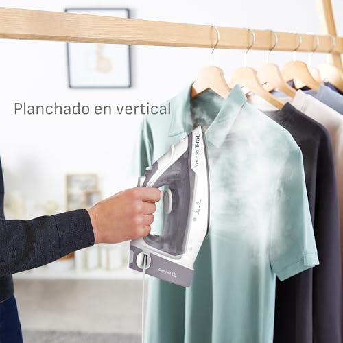 Plancha de Vapor T-fal gris con Suela de Cerámica y Cable Retráctil