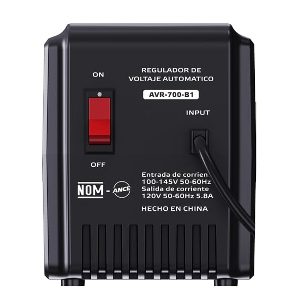 Regulador de Voltaje KELEK Negro con 8 Contactos Aterrizados y Regulados 700 Watts