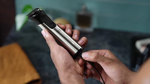 Kit de Aseo Philips Norelco Multigroom Series 7000 para Hombre sin Aceite de Cuchillas