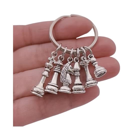 Llavero Launer Negro con Dije de Ajedrez para Amantes del Anime y Cosplay