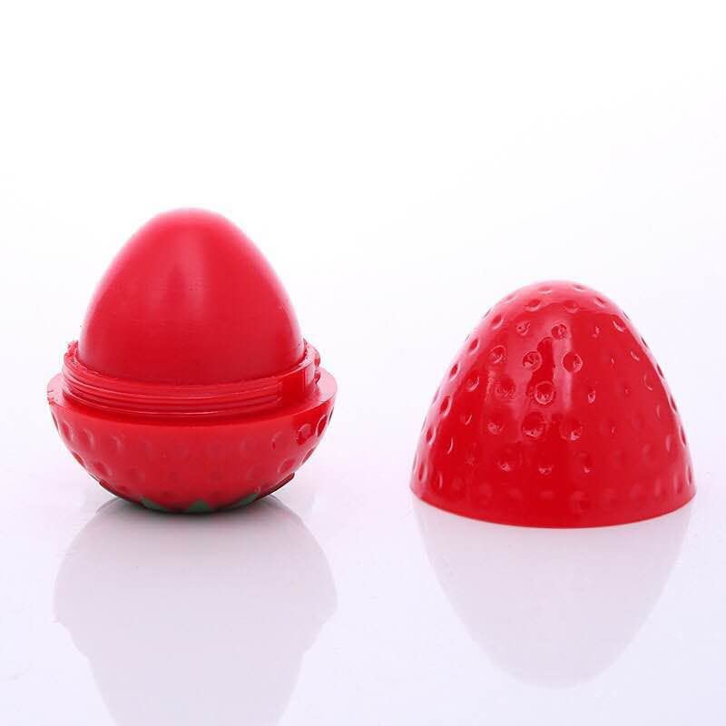 Caja de 24 Bálsamos Labiales con Extractos de Plantas para Labios Brillantes e Hidratados - Ideal para el Cuidado Invernal - Forma de Fresa - Empaque Atractivo