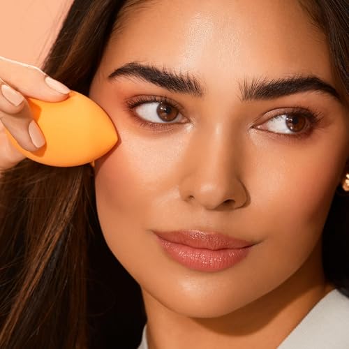 Real Techniques, Everyday Essentials, Set de Brochas de Maquillaje con Esponjas Multifuncionales, Kit de Accesorios Esenciales, Juego de Brochas para Maquillar Ojos, Mejillas y Rostro, 6 piezas