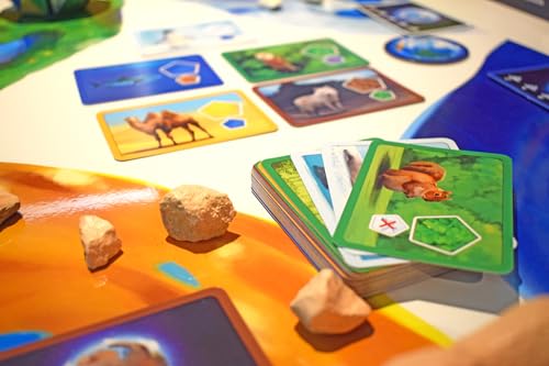 Blue Orange - Juego de mesa Games Planet: galardonado juego de mesa 3D de estrategia para niños, familias o adultos para 2 a 4 jugadores. Recomendado para mayores de 8 años.