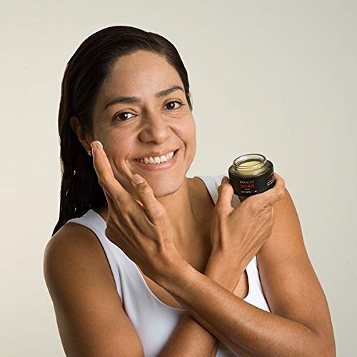 Crema facial microexfoliante con ENZIMAS naturales de papaya y piña. Ligera, hidratante y exfoliante para renovación de la piel. Su fórmula base está hecha a base de aceites de argán, hemp, rosa mosqueta, coco y uva. Ingredientes 100% Naturales, sin quími