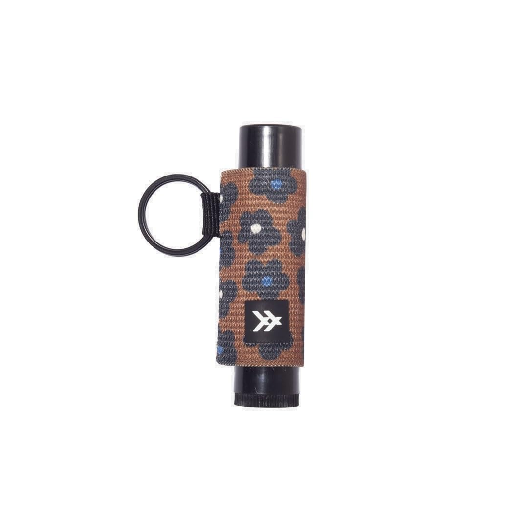 Llavero con Soporte de Bálsamo Labial Thread Wallets Wylde Brillante