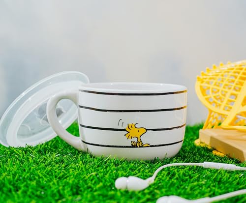 Silver Buffalo Peanuts Squad - Taza de cerámica, 24 onzas, color blanco