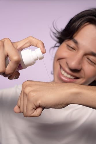 YIYI Beauty by Lesslie Polinesia Suero Facial Prebioticos Su novedoso ingrediente ha demostrado hidratar, nutrir y perfeccionar la textura de la piel al estimular la producción de Colágeno y Ácido Hialurónico aportando una hidratación prolongada.