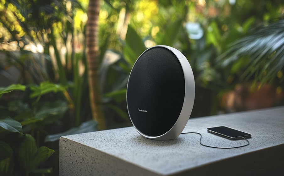 Harman Kardon Onyx Studio 9 Bocina Portátil Bluetooth, Tecnología Constant Sound Field, Reproducción 8 Horas, Calibración Automática - Negro