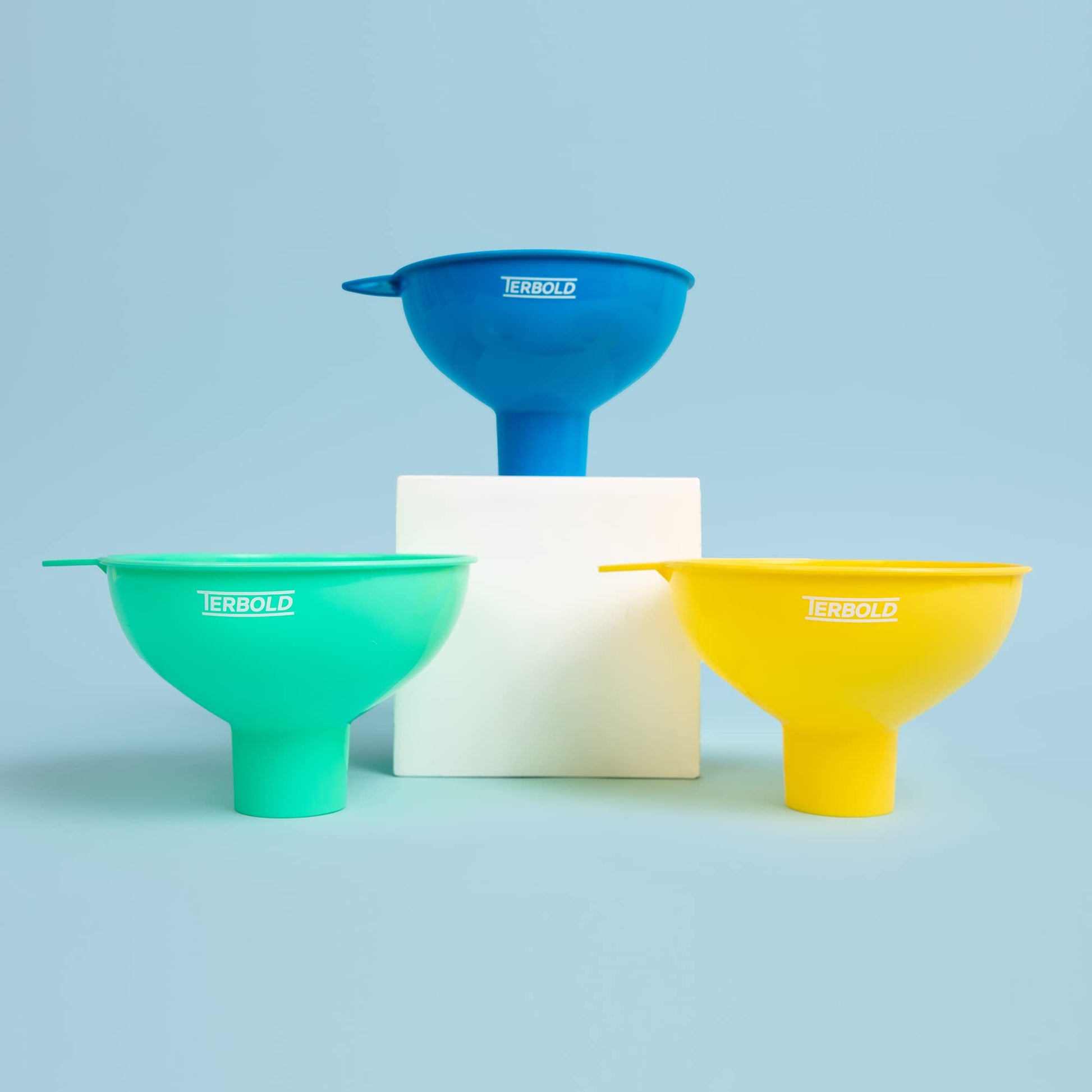 Embudos de Enlatado Terbold Azul, Verde y Amarillo para Botellas y Tarros de Albañil en Cocina