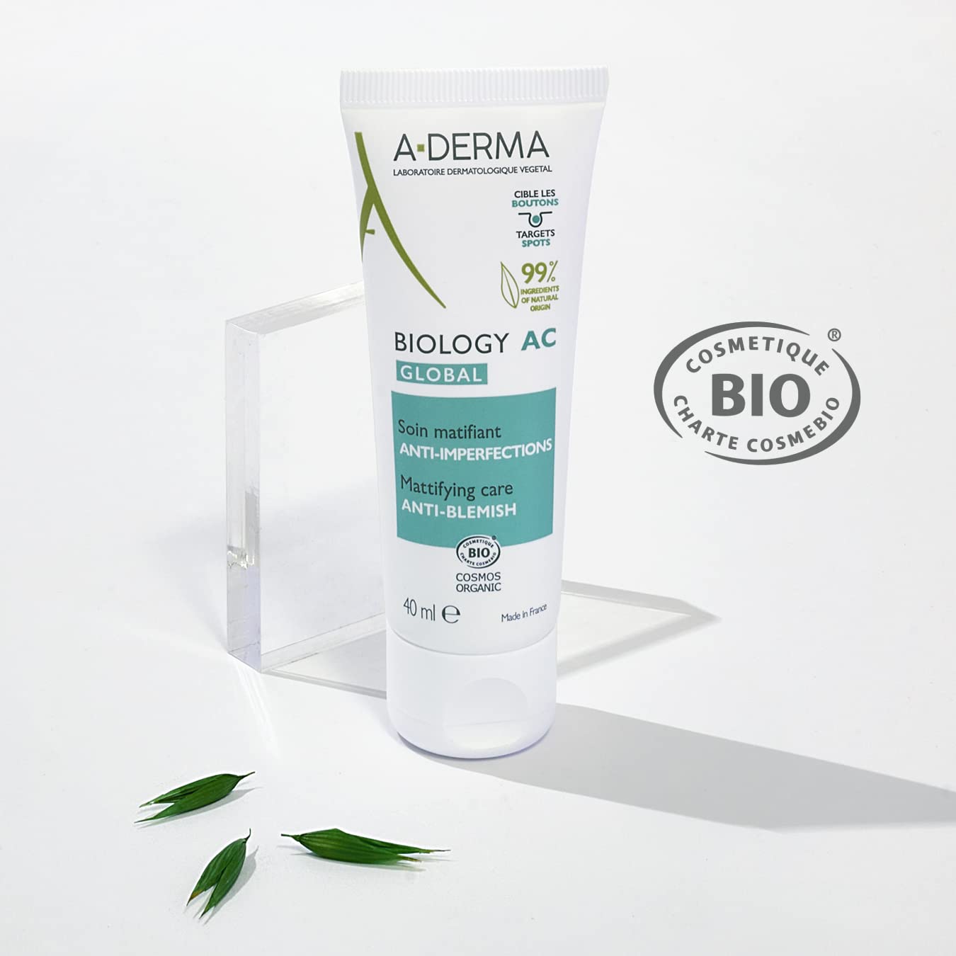 Crema Facial A-Derma Biology Ac Globa para Piel Acneica - 40ml. Tratamiento específico para acné con ingredientes naturales. ¡Cuida tu piel con esta crema facial especializada!