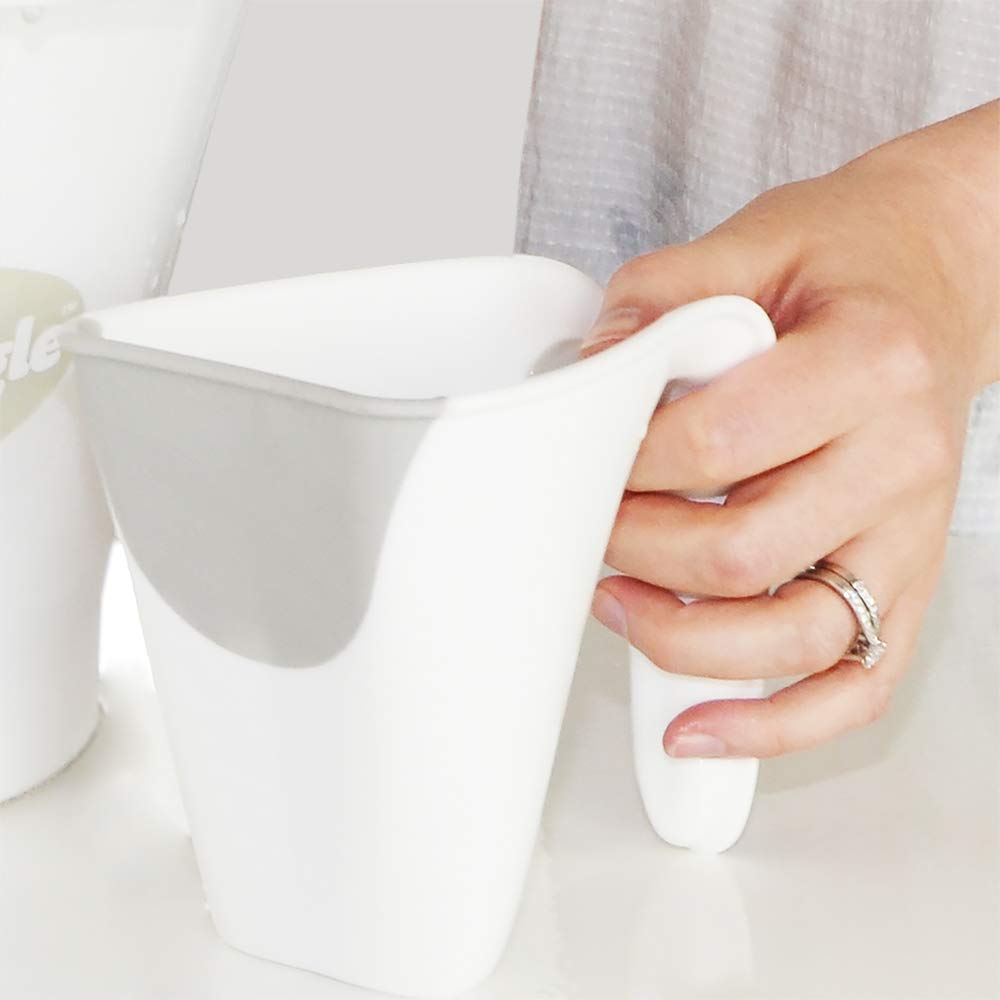 Jarra Para Bañar Al Bebe para Bebé Shnuggle - Jarra de enjuague para Tina bebé. Taza Washy para baño sin lágrimas. Libre PBA, Capacidad de 350ml
