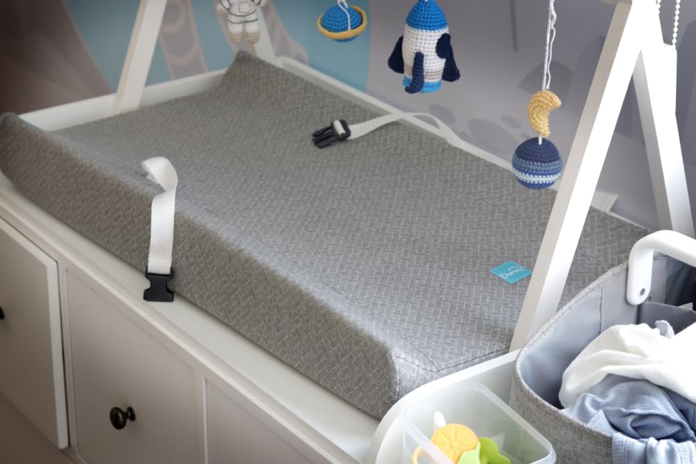 Colchones Dorm | Colchón Cambiador para Bebé – MicroCarbon | Seguro y Cómodo en Cada Cambio de Pañal y Ropa | 80 x 40 x 11 cm | 18 Certificaciones Internacionales