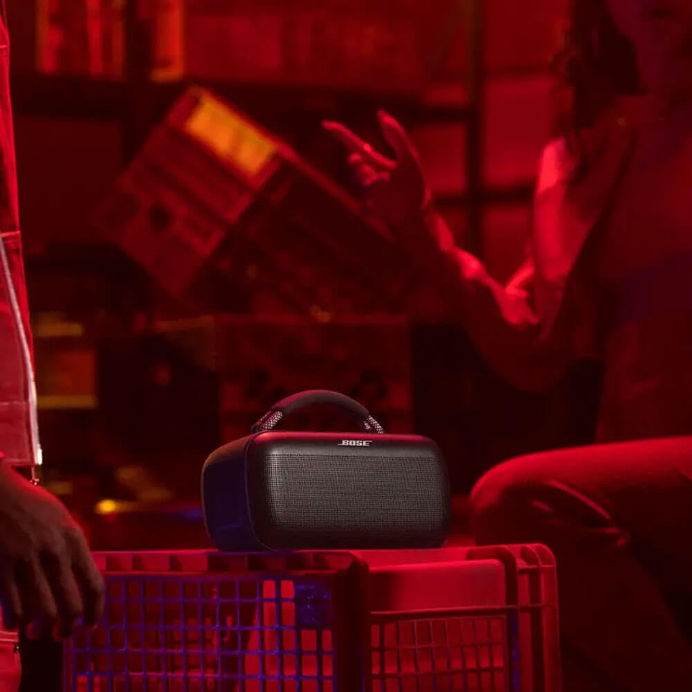 Bose Altavoz Portátil SoundLink MAX, Altavoz Bluetooth Grande Impermeable, con 20 Horas de duración de la batería, USB-C, Entrada AUX de 3.5 mm incluida, Negro