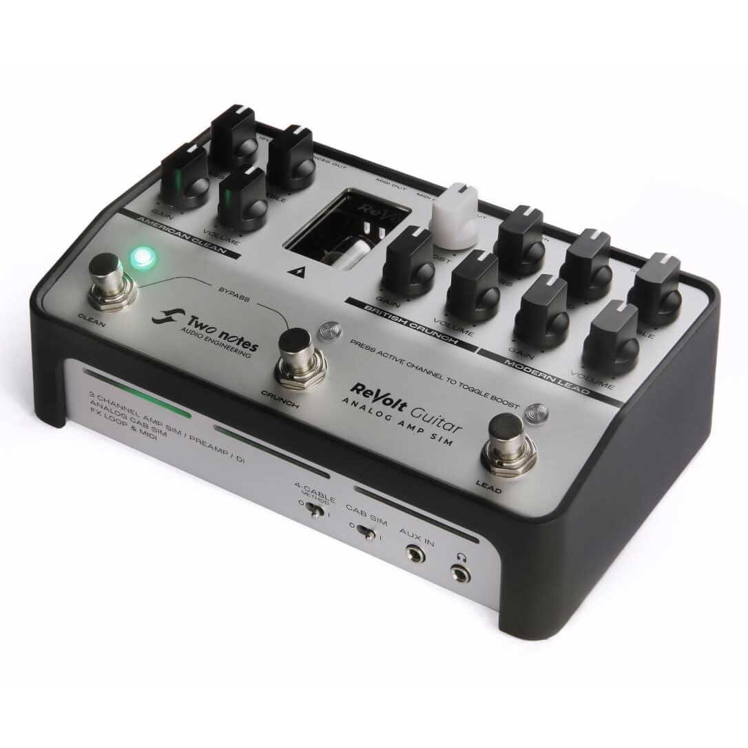 Simulador de Amplificador de Guitarra Two Notes ReVolt analógico