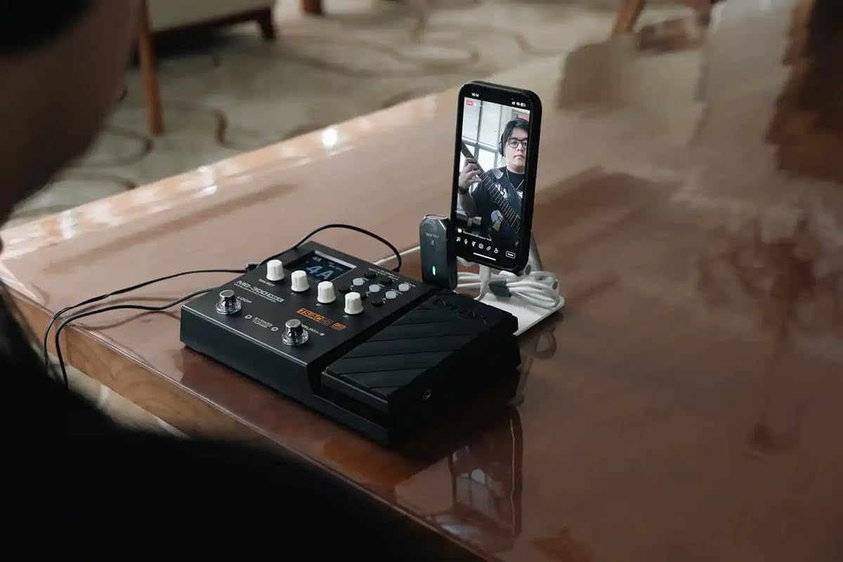 Pedal Multiefectos NUX MG-300 MKII Negro con Soporte IR y Tonos Personalizables