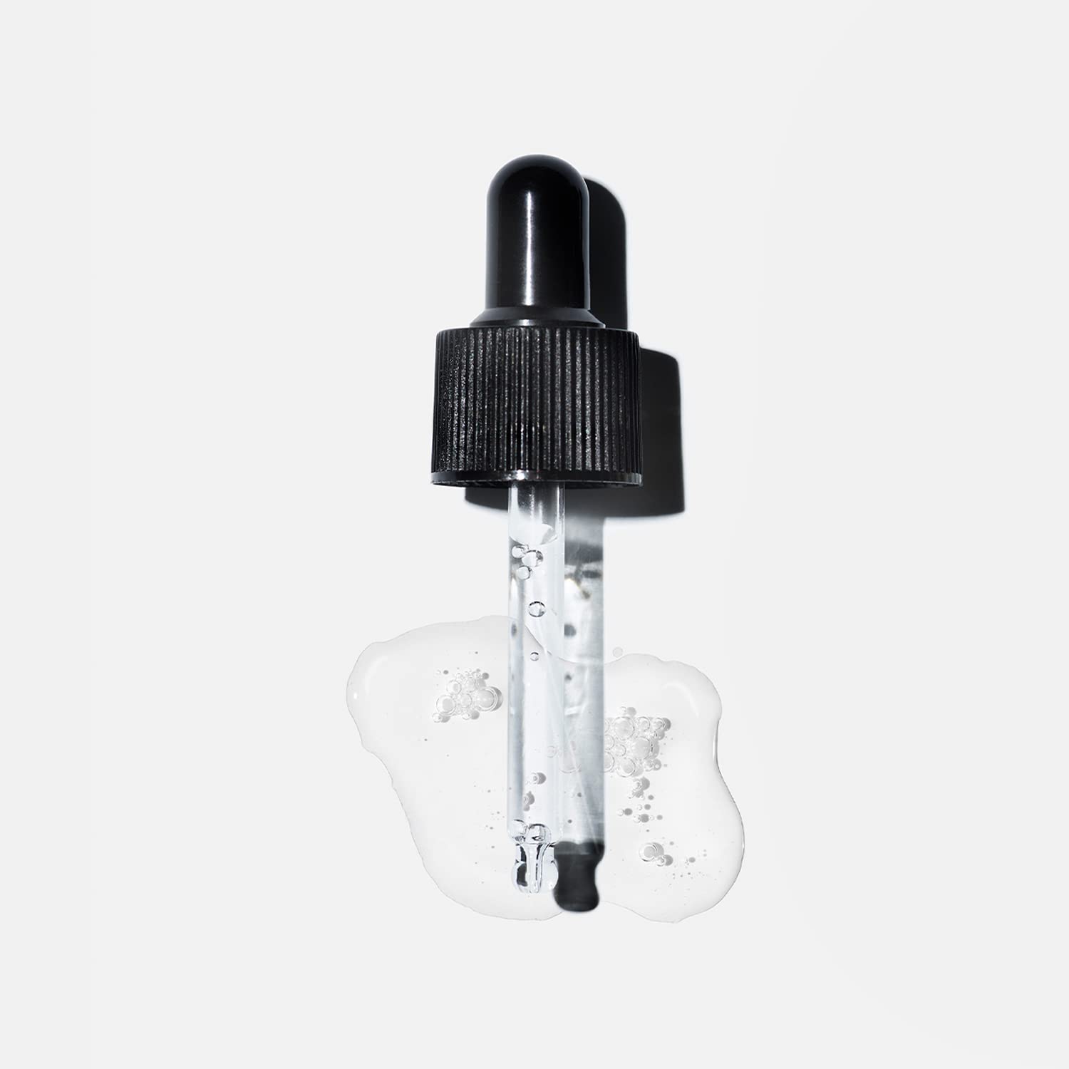 Versed Just Breathe Sérum facial aclarante 1 fl oz. Formulado con extracto de corteza de sauce, niacinamida y zinc, libre de crueldad, sin parabenos y vegano. Elige tu tratamiento facial (suero clarificante)