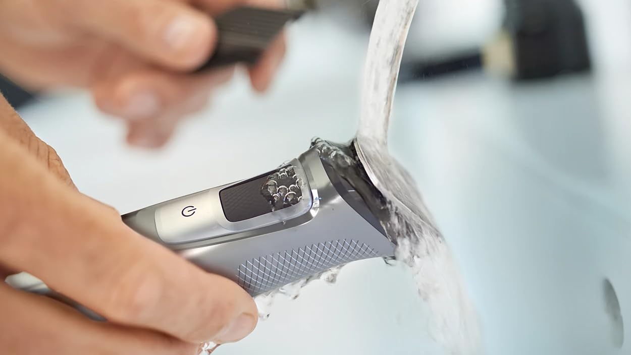 PHILIPS Multi Groomer 8000 Series, kit de aseo de 21 piezas, recortadora de barba para hombres, recortadora de precisión todo en uno para cara, cabeza y cuerpo