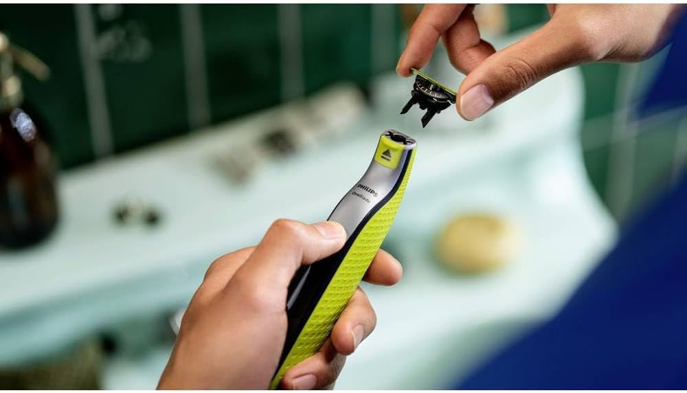 PHILIPS - Afeitadora OneBlade 360 cara, cortadora de barba eléctrica híbrida y afeitadora con 5 en 1 CombQP2730 20 (QP2730/20)