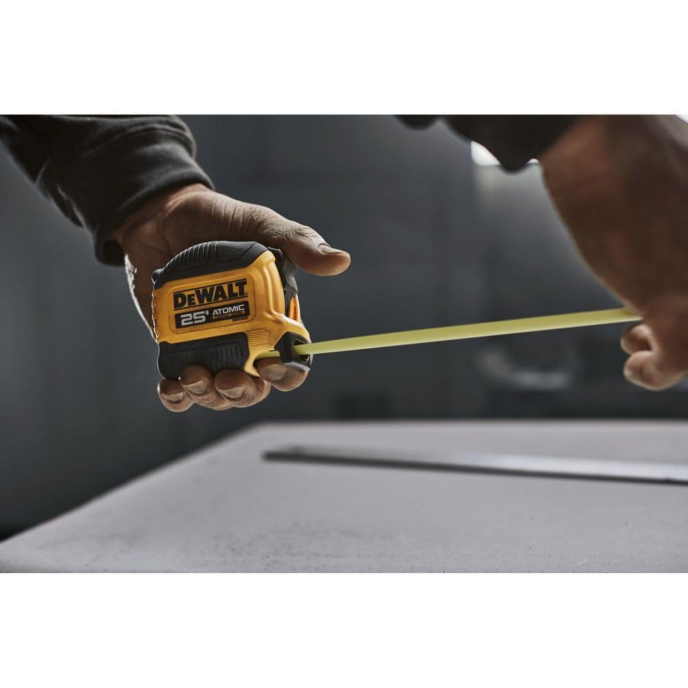Dewalt Atomic Compact Series - Cinta métrica de 25 pies