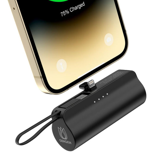 GENGXIN 4500mAh Mini Power Bank Portátil para iPhone con Cable Integrado, Batería Portátil Salida Tipo C y Soporte de Teléfono, Compatible con iPhone, Samsung, Xiaomi, Teléfonos Android etc (Negro)