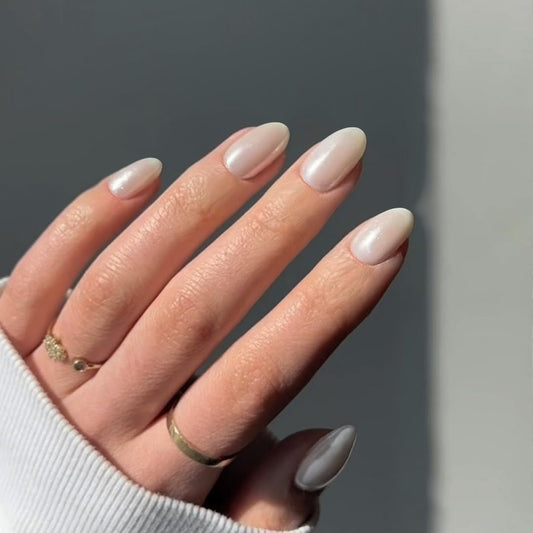 SXVME Uñas Blancas Postizas, Uñas Postizas Cortas, Ovaladas, Redondas Y Cromadas, Color Blanco Lechoso, Uñas Postizas Cortas Con Pegamento Tipo Donut Glaseado, Uñas Postizas Acrílicas Aurora Gruesas,