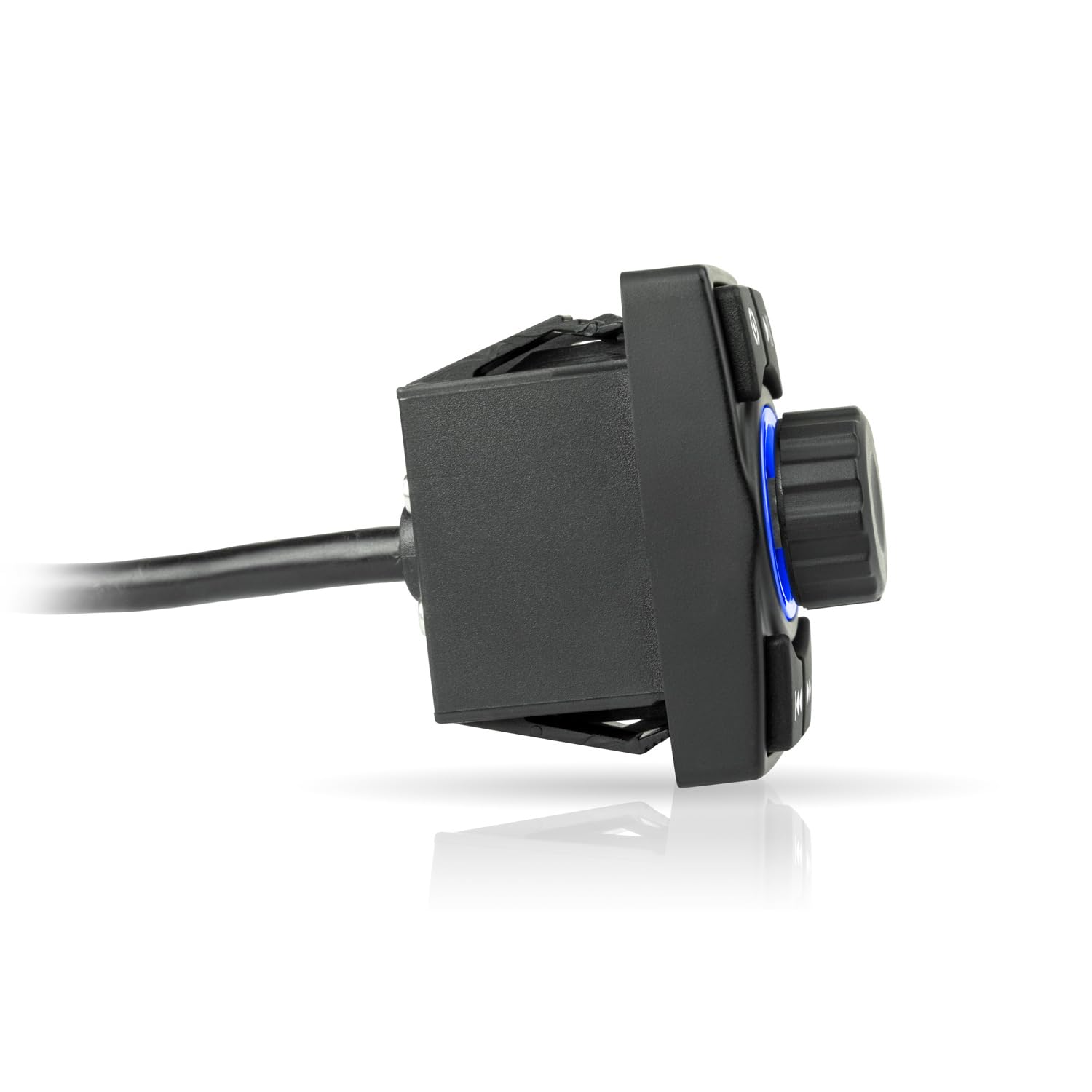 Sistema de audio universal con interruptor basculante Bluetooth. Radio compacta con controles básicos de unidad principal con amplificador de 4 canales de 200 W con salidas de amplificador externo