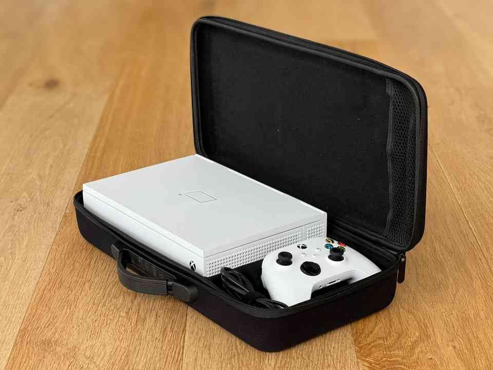 UPspec Gaming xScreen Case - Designed for Xbox - Holds the xScreen while attached to the Xbox Series S, plus an Xbox controller, the Xbox USB cable and power cable (not included)